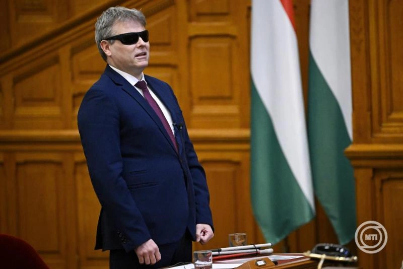 Kátai-Németh Vilmos: az akadálymentesítés a szívügyem