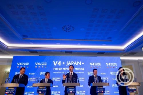 A gazdasági és a politikai együttműködés kiszélesítésének lehetőségeiről tárgyaltak a V4-ek és Japán külügyminiszterei