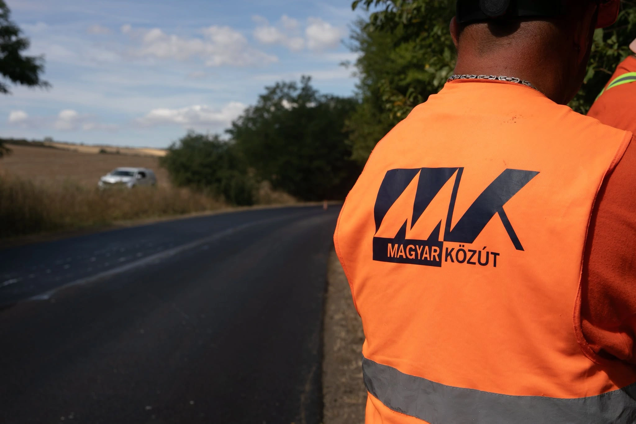 A Magyar Közút idén közel 140 kilométernyi mellékutat újított fel