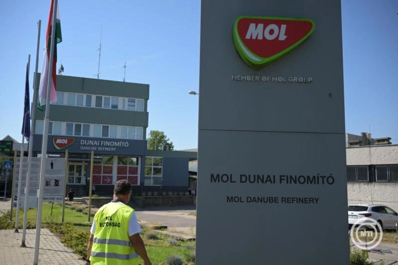 Mol: többéves előkészítő munka kezdődik az ukrán szénhidrogén tárolásával kapcsolatban