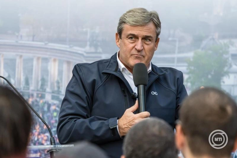 Kapitány István: ezentúl hetente felváltva lesz kormány-, illetve kabinetülés